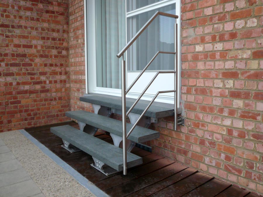 escalier exterieur metal 5 marches